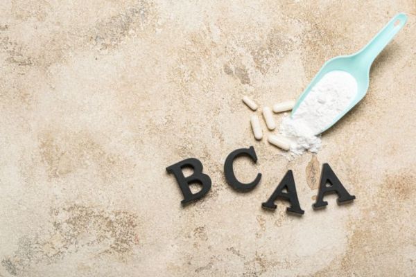 BCAA 2:1:1 : Le guide complet pour maximiser vos entraînements