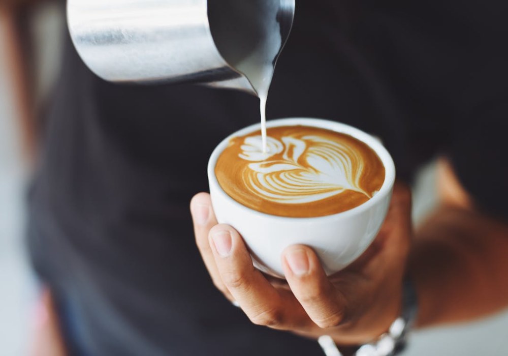 Calories Starbucks : Tableau Complet des Boissons et Pâtisseries