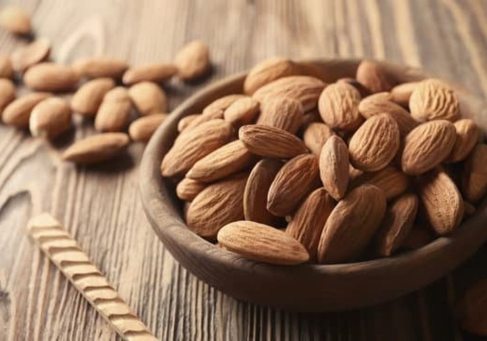 Calories des amandes : valeurs pour 10 g, 25 g et 100 g