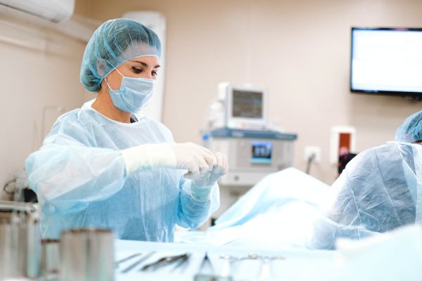 Combien de jours d'arrêt de travail pour une coloscopie ? Quelles précautions prendre ?