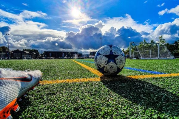 Comment les joueurs de football de la ligue 1 restent-ils en forme ?