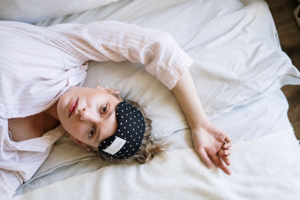 Dormir 6h par nuit : est-ce convenable ? quels sont les risques ?