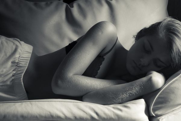 Dormir la tête au sud : est-ce l'orientation idéale pour votre lit ?