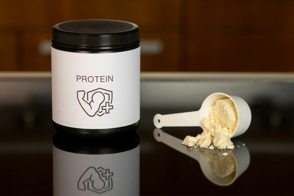 La whey protéine : l'alliée nutritionnelle des femmes pour atteindre leurs objectifs fitness