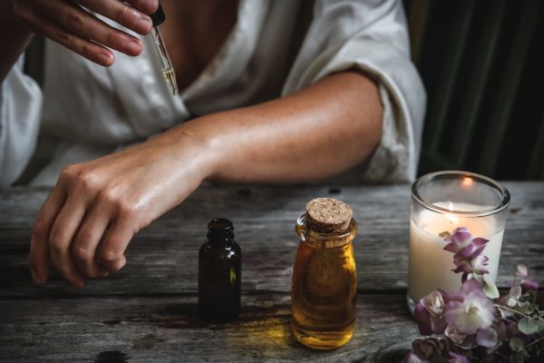 Les bienfaits insoupçonnés de l'huile de ricin pour la beauté