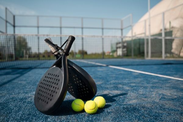 Que savoir avant l’achat de votre première raquette de padel ?