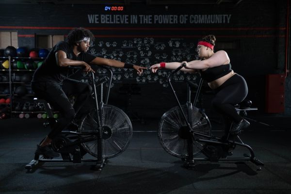 Vélo ergomètre : définition, avantages et fonctionnalités
